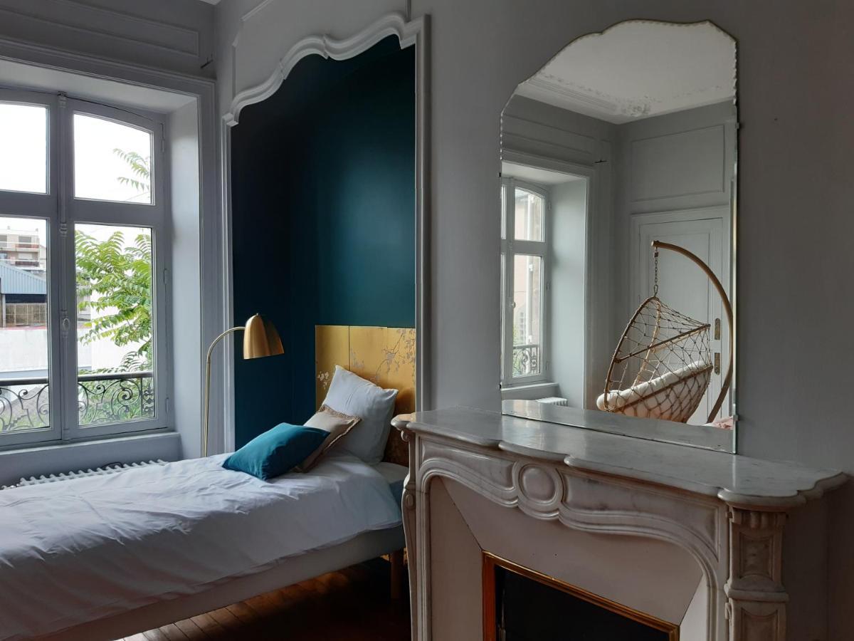 La Maison De Famille Limoges Extérieur photo