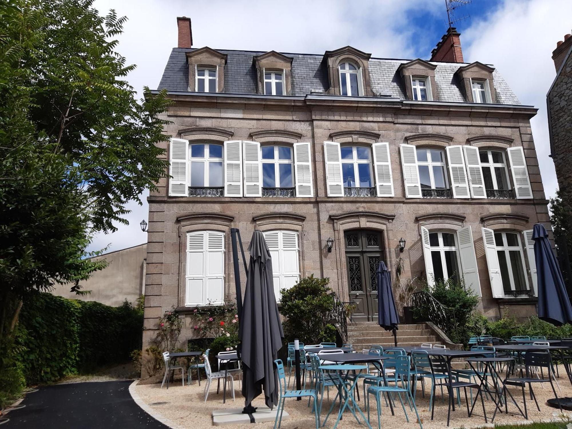 La Maison De Famille Limoges Extérieur photo